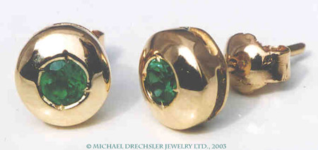 18 K Emerald Round Earrings